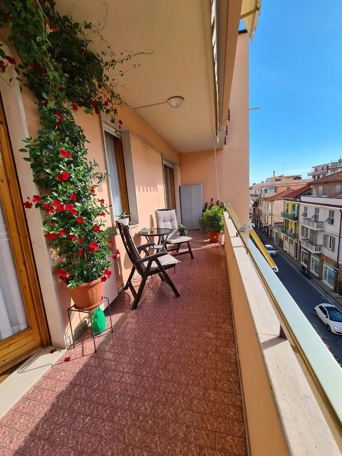 Apartment Casa Dell Amore 3 Sanremo