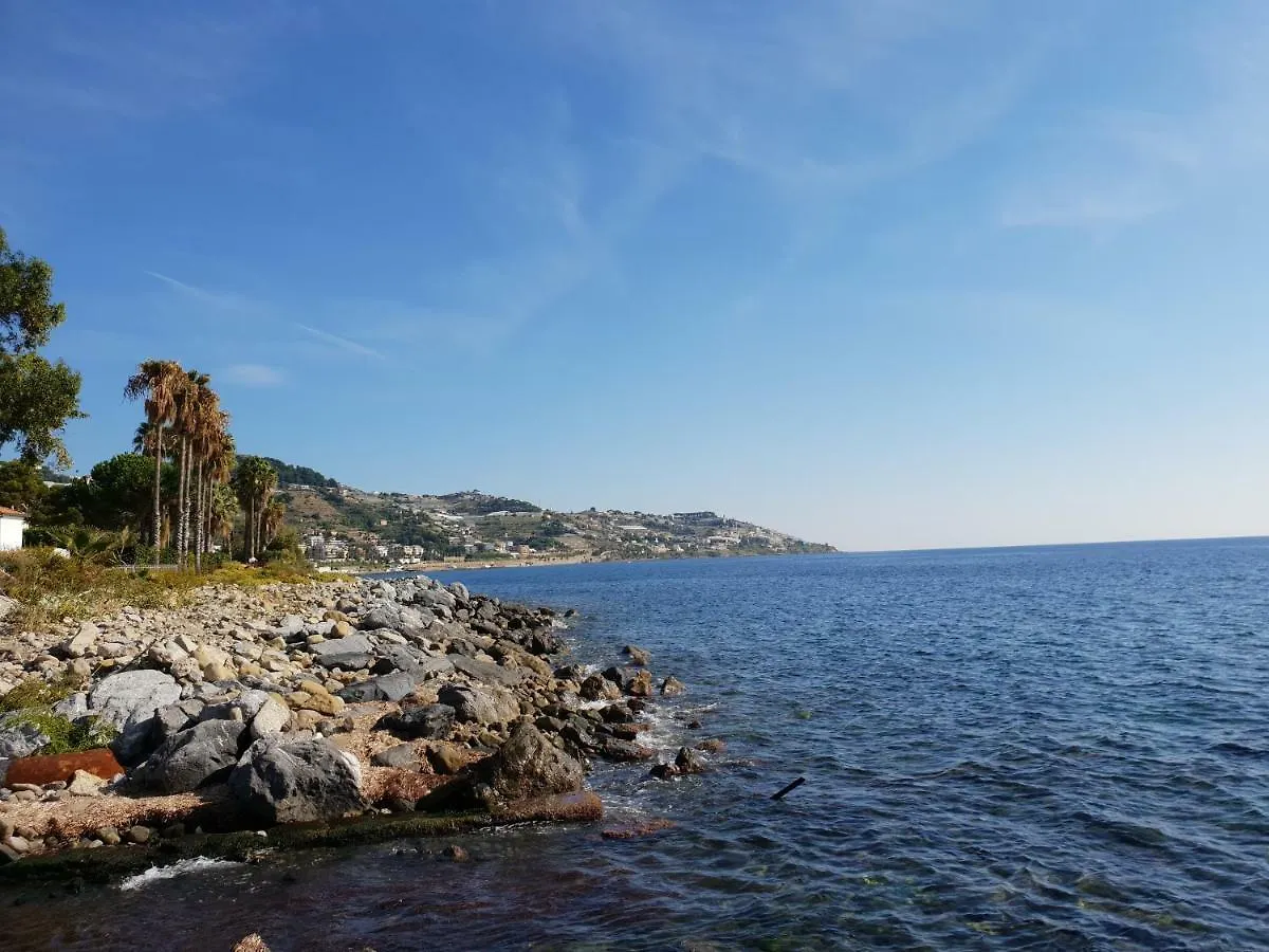 Casa Dell Amore 3 Sanremo Italy
